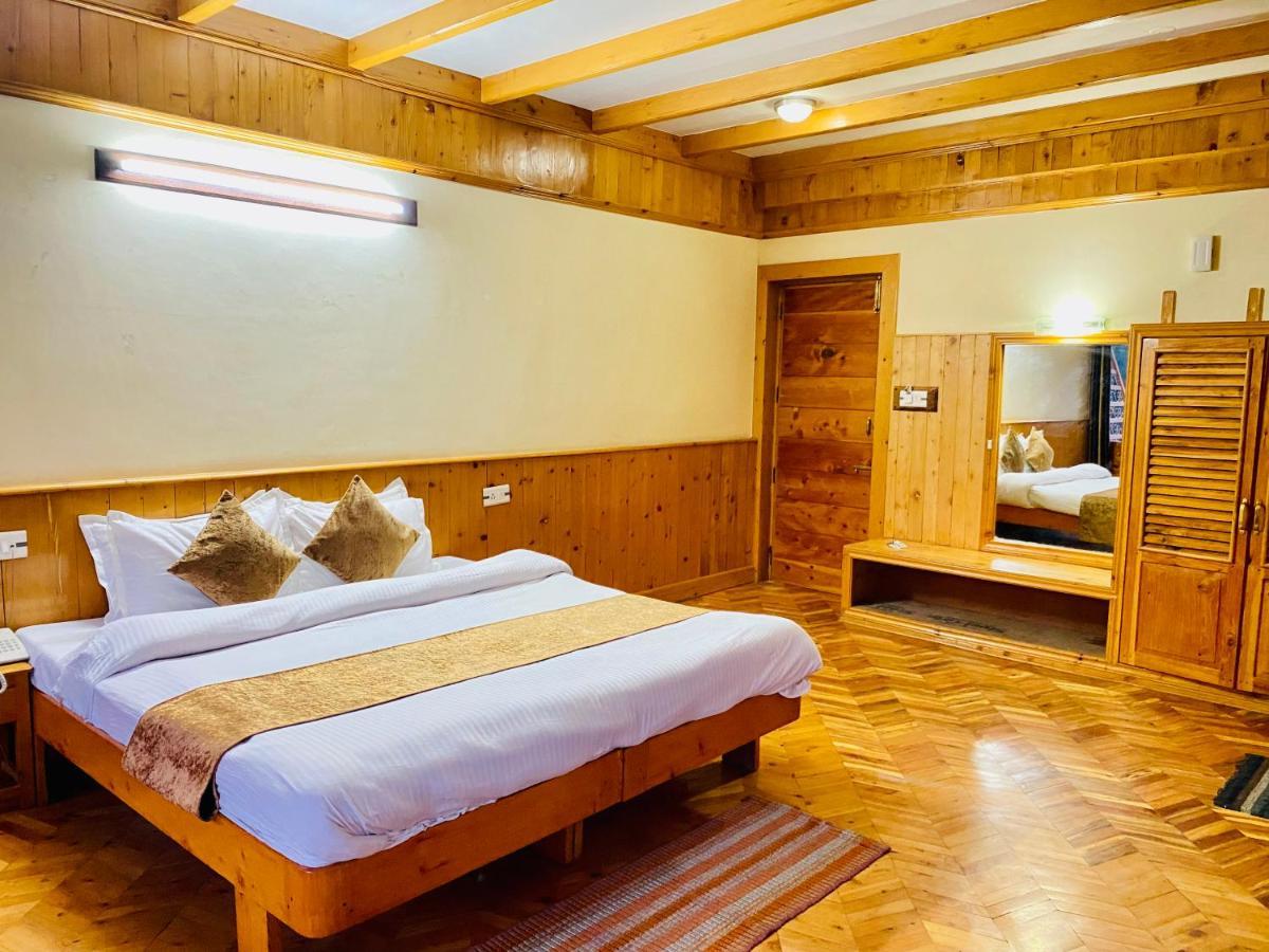 Hotel Valley Of Gods Manāli Εξωτερικό φωτογραφία