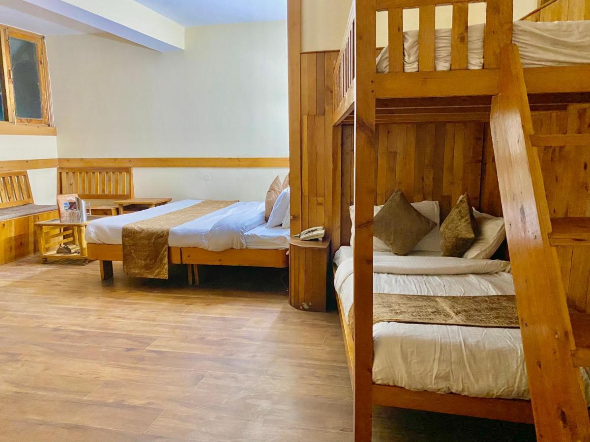 Hotel Valley Of Gods Manāli Εξωτερικό φωτογραφία