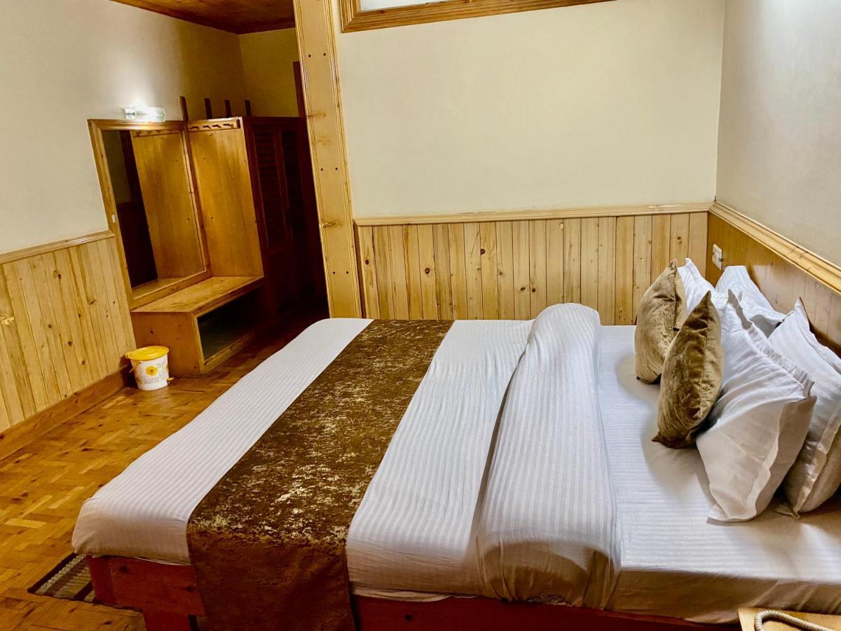 Hotel Valley Of Gods Manāli Εξωτερικό φωτογραφία