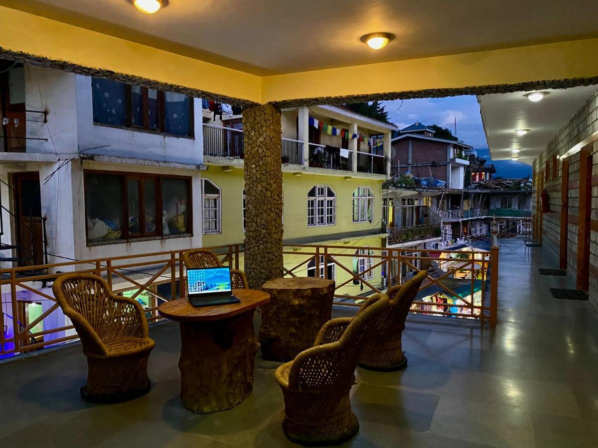 Hotel Valley Of Gods Manāli Εξωτερικό φωτογραφία